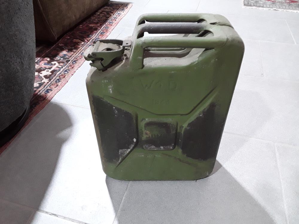 JERRYCAN ANGLAIS 1944