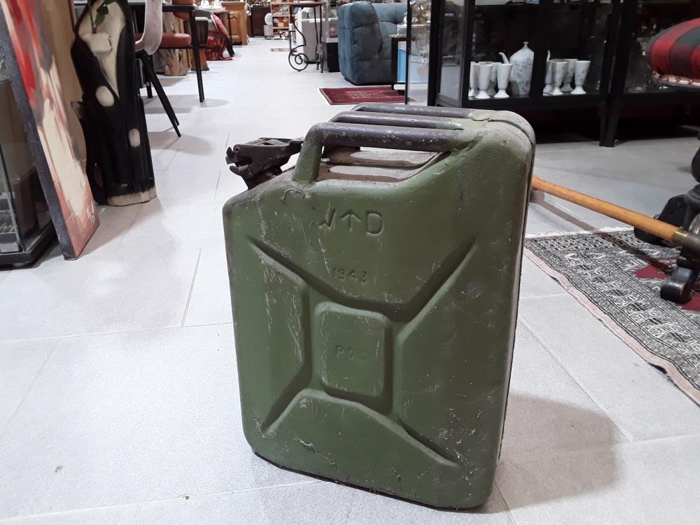 JERRYCAN ANGLAIS 1943