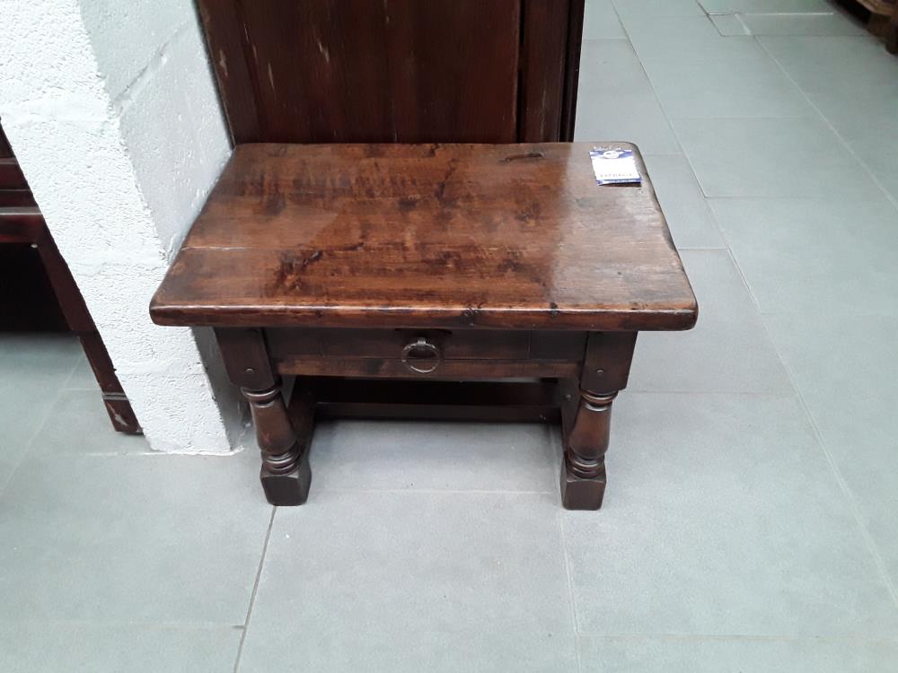 PETITE TABLE AVEC TIROIRS EN CHÊNE 