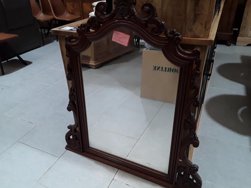 MIROIR AVEC BLASON DE FAMILLE 