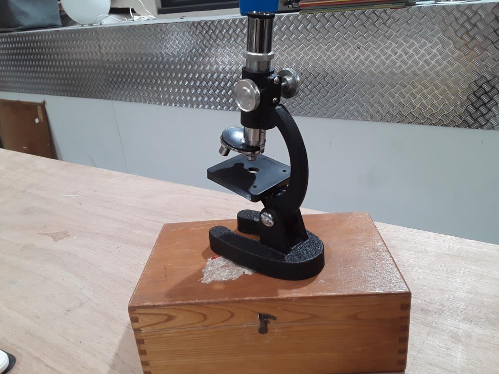MICROSCOPE SCOLAIRE 