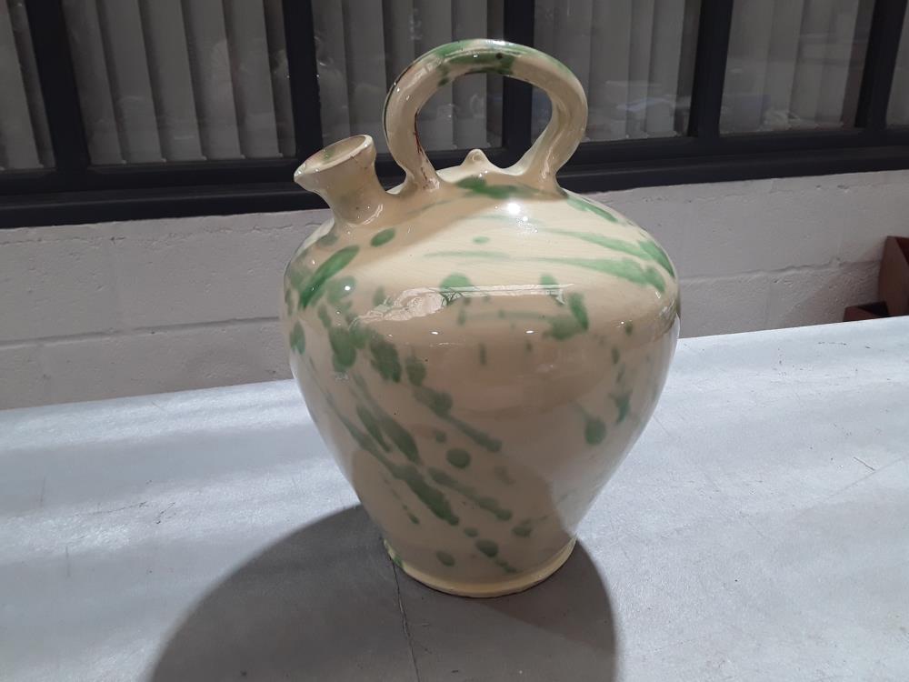 CRUCHE EN GRES ÉMAILLÉE BEIGE ET VERT 