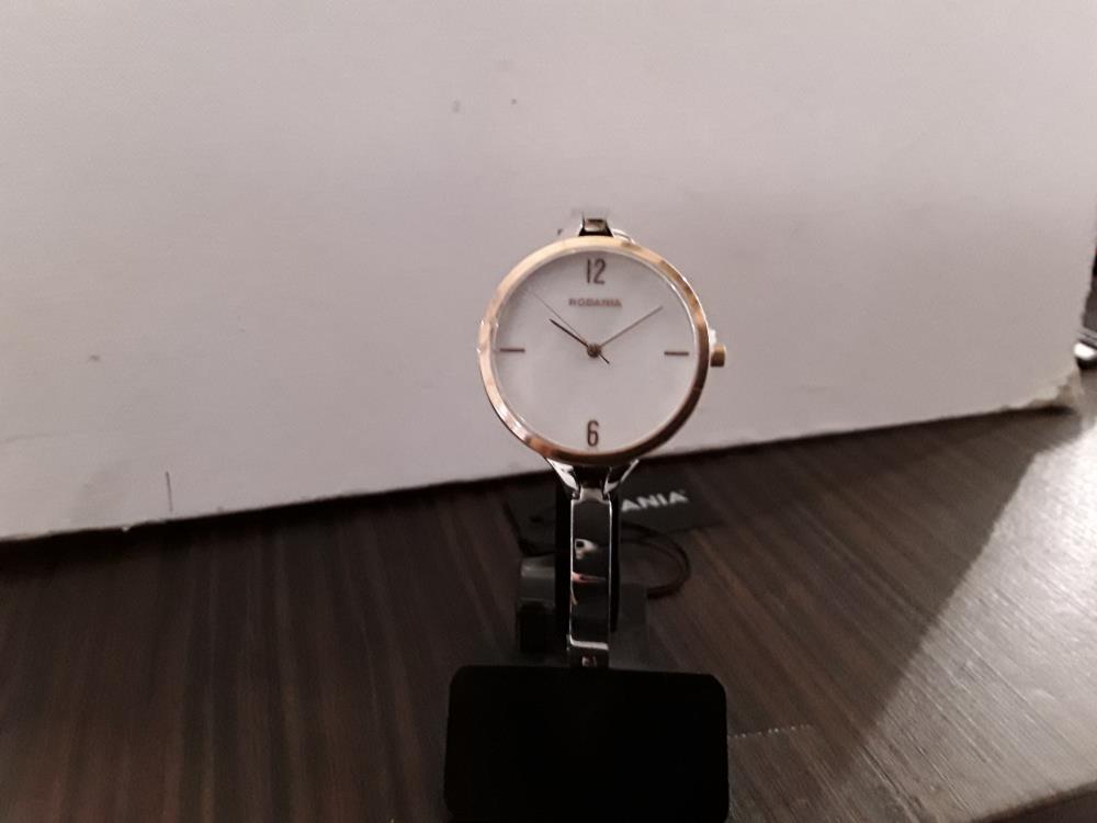 MONTRE GLAMOUR FEMME QUARTZ