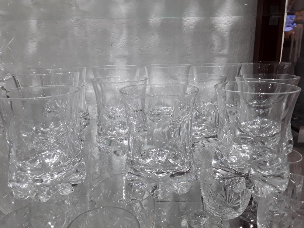 SÉRIES DE 12 VERRE SEMI-CRISTAL 