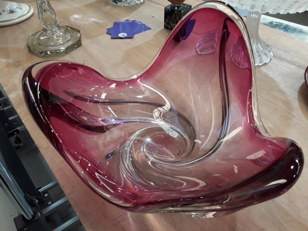 VASE VAL ST LAMBERT ÉTIRÉ ROUGE