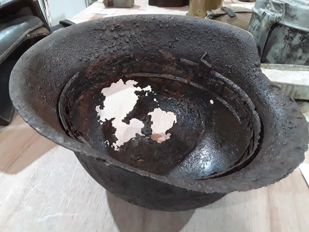 COQUE ALLEMANDE MOD 42 SECTEUR TROIS PONTS ARDENNES 