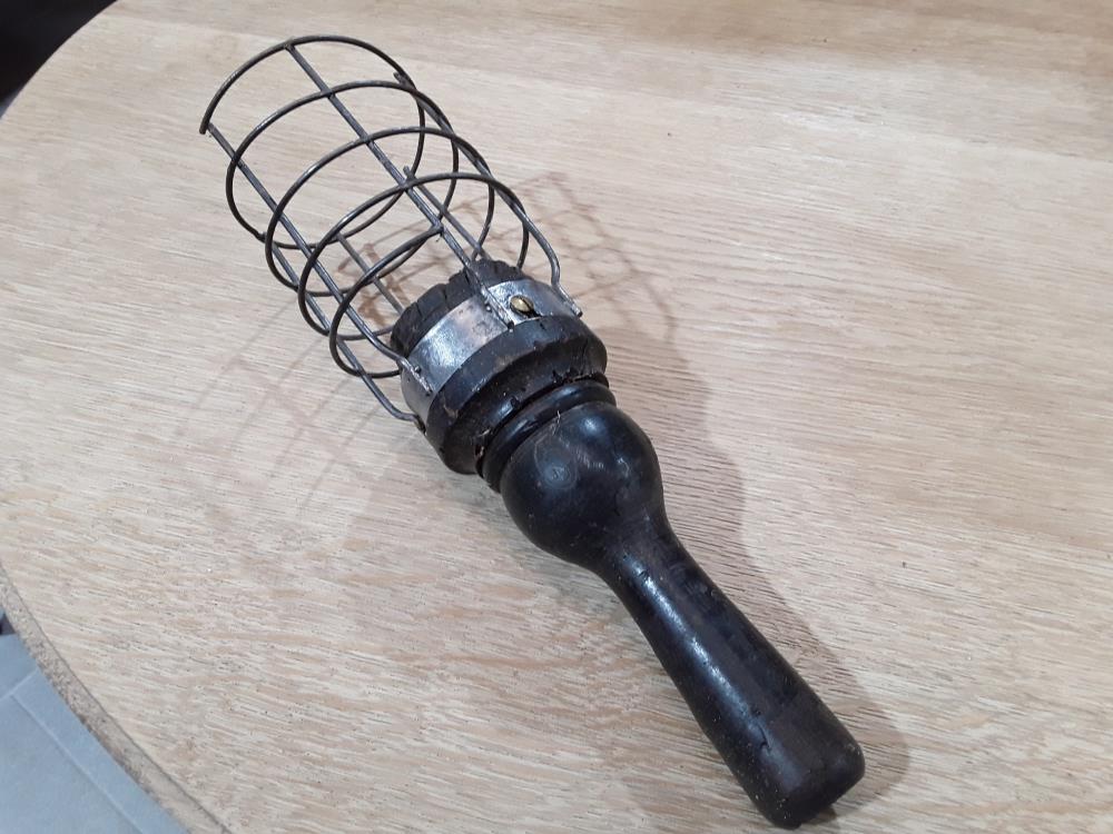 BALADEUSE EN BOIS DEBUT 20EME