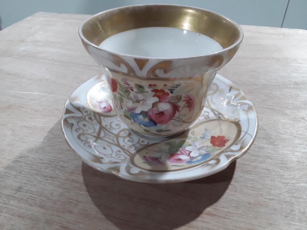TASSE CHOCOLAT PORCELAINE 