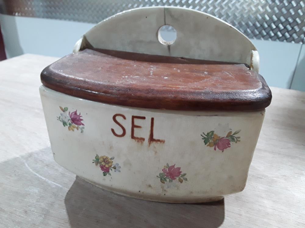 BOITE À SEL ANCIEN 