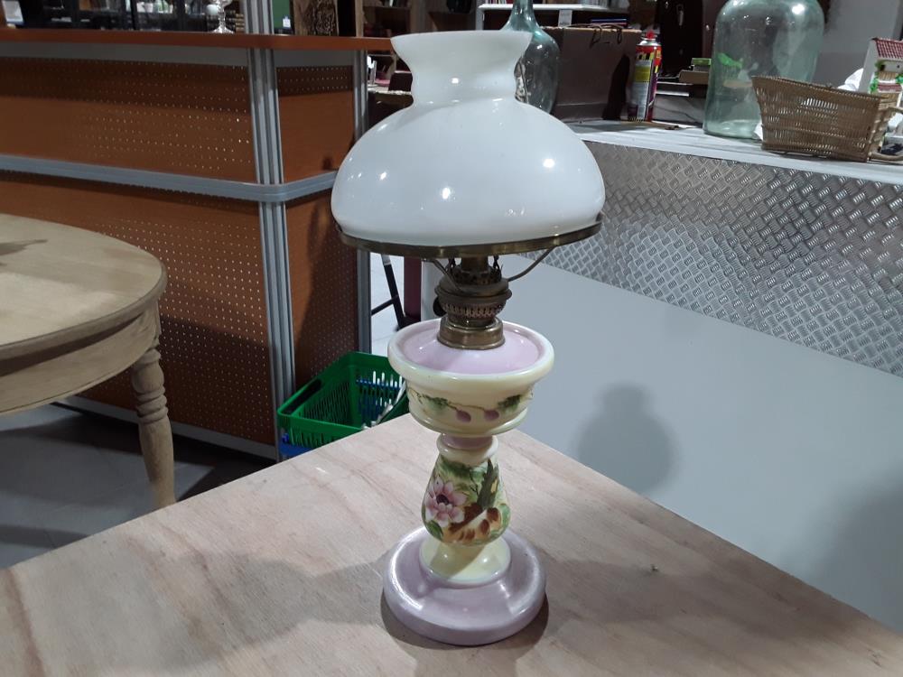 LAMPE À PÉTROLE 