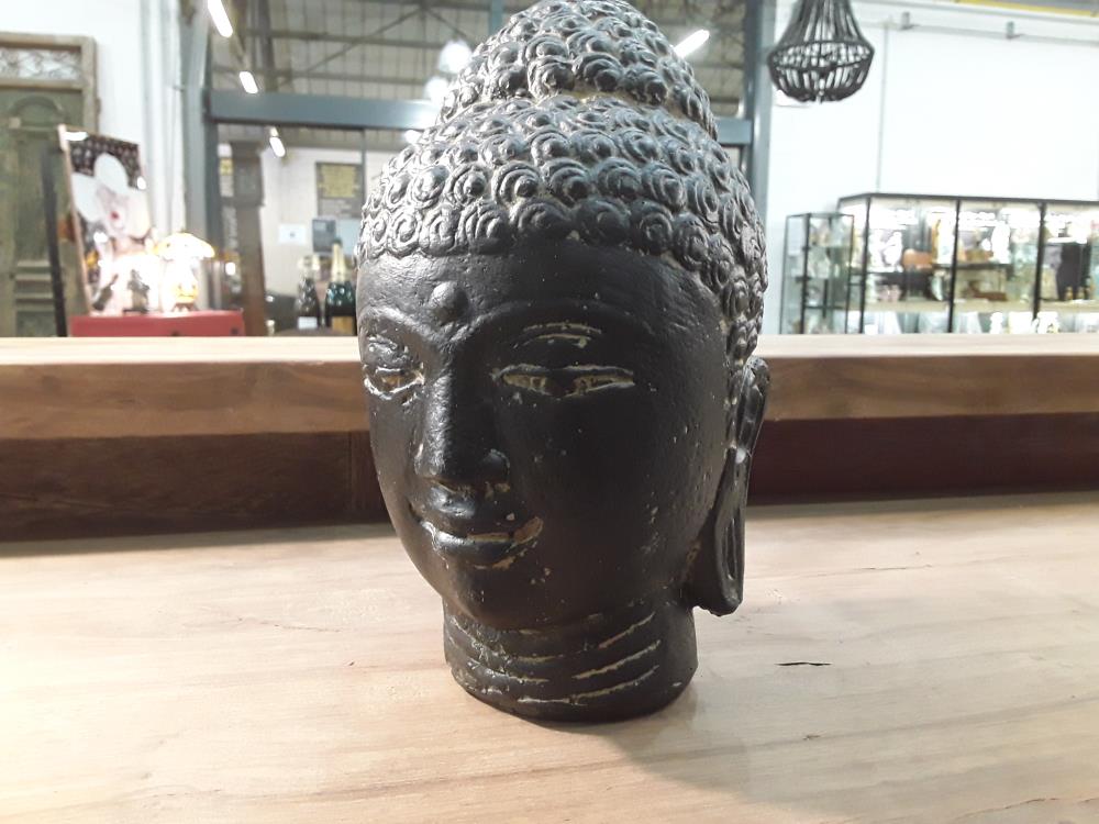 PETITE TETE DE BOUDHA 