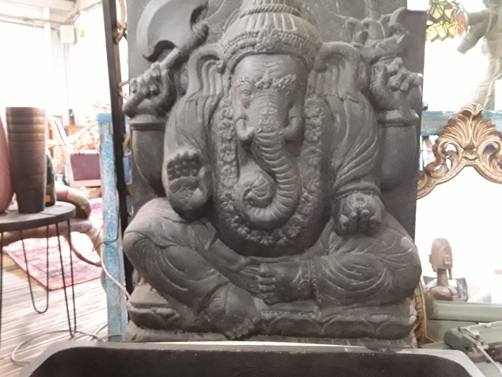 GANESH FONTAINE DE JARDIN SUR SOCLE AVEC POMPE 