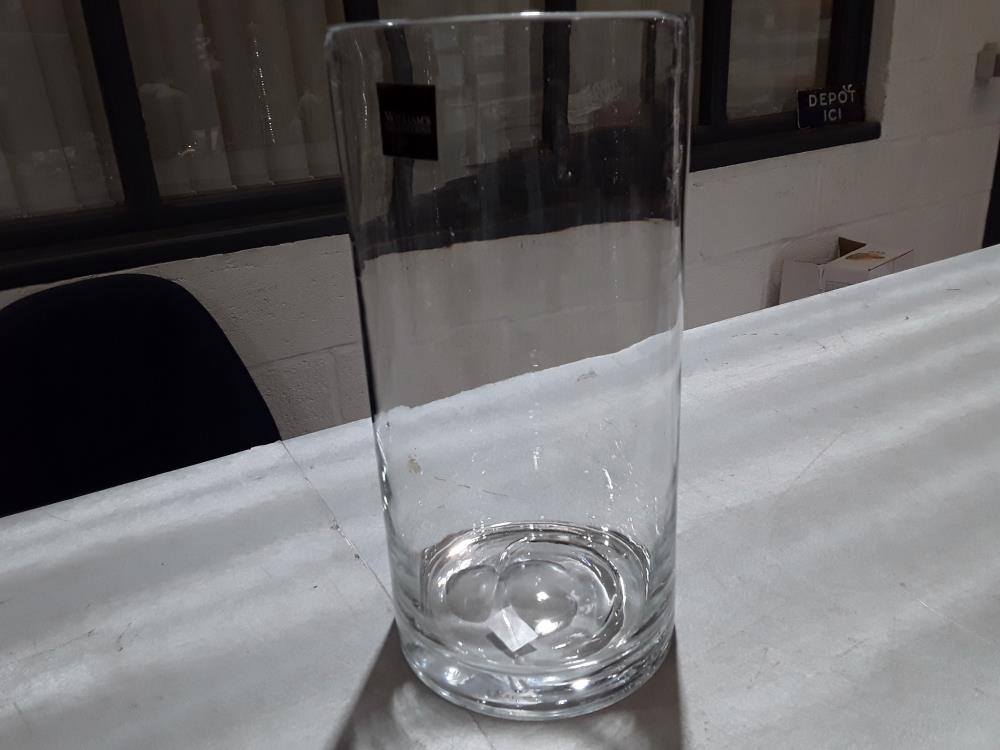 VASE VERRE SOUFLÉE MARQUE WILLIAM'S COLLECTION 