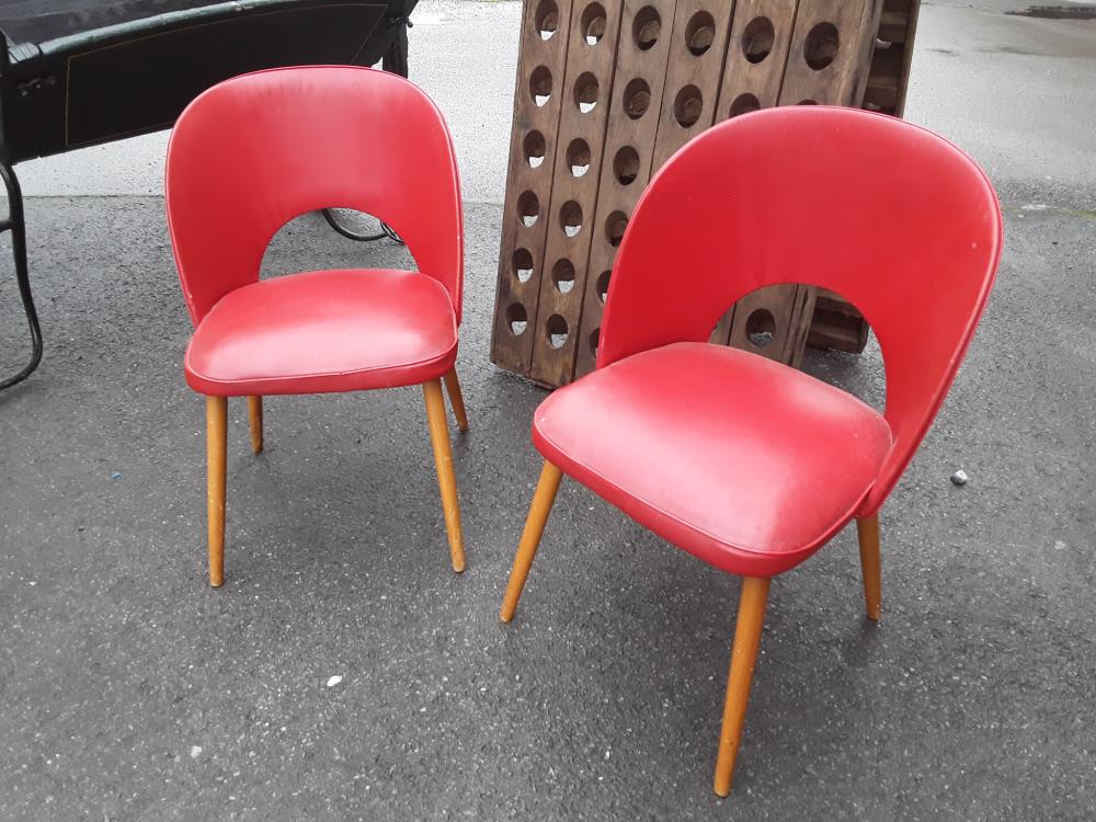 FAUTEUIL VINTAGE ROUGE ANNEE 50