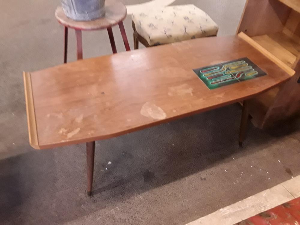 TABLE ANNEE 50 CERAMIQUE 