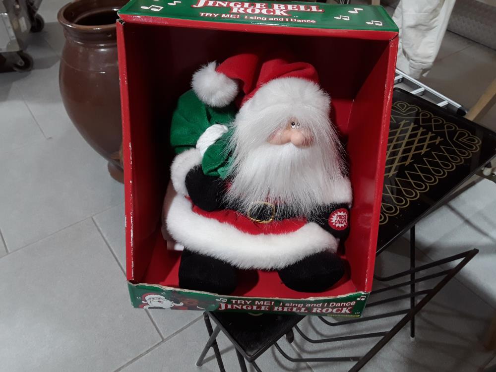 PÈRE NOËL JINGLE BELL ROCK 