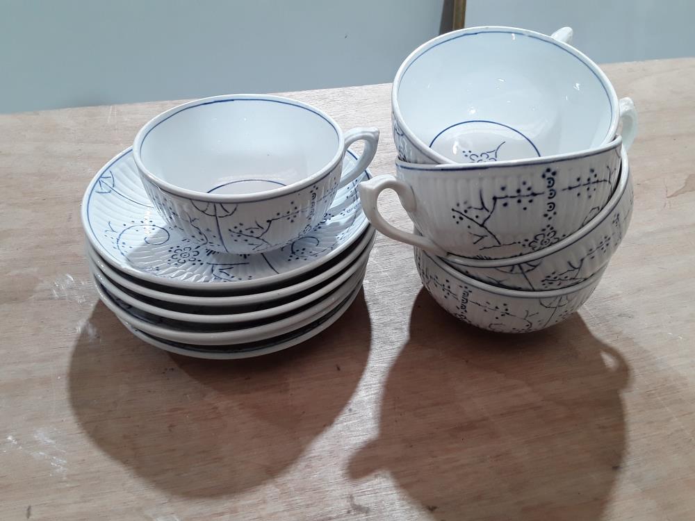 LOT DE TASSES ET SOUS TASSES COPENHAGUE 