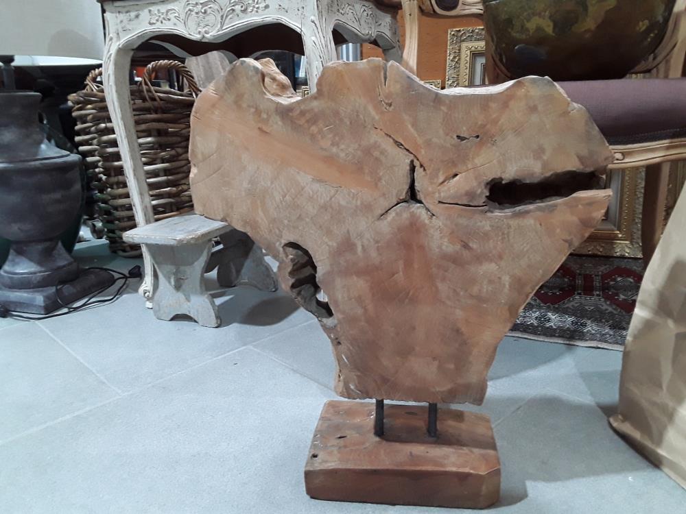 TRONC DECO SUR SUPPORT 