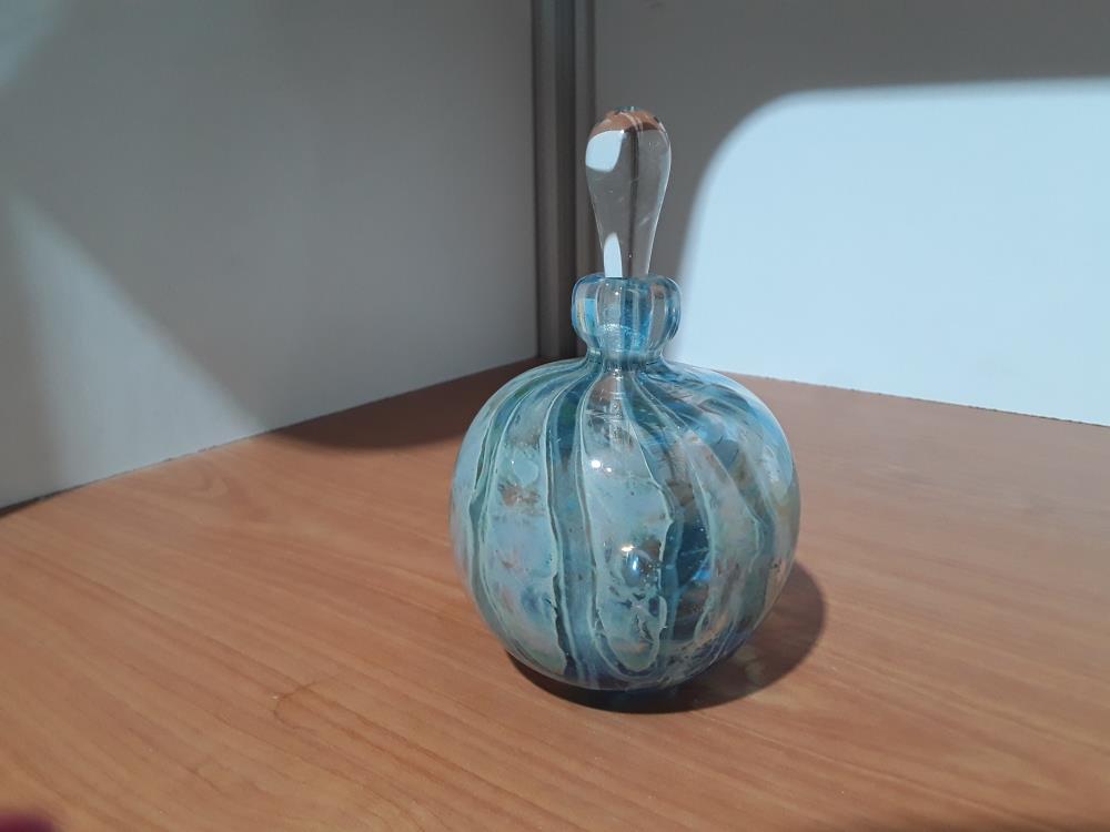 BOUTEILLE À PARFUM EN VERRE SOUFFLÉ 