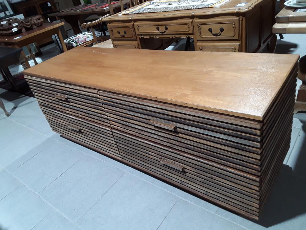 MEUBLE DE RANGEMENT MODERNISTE TECK 