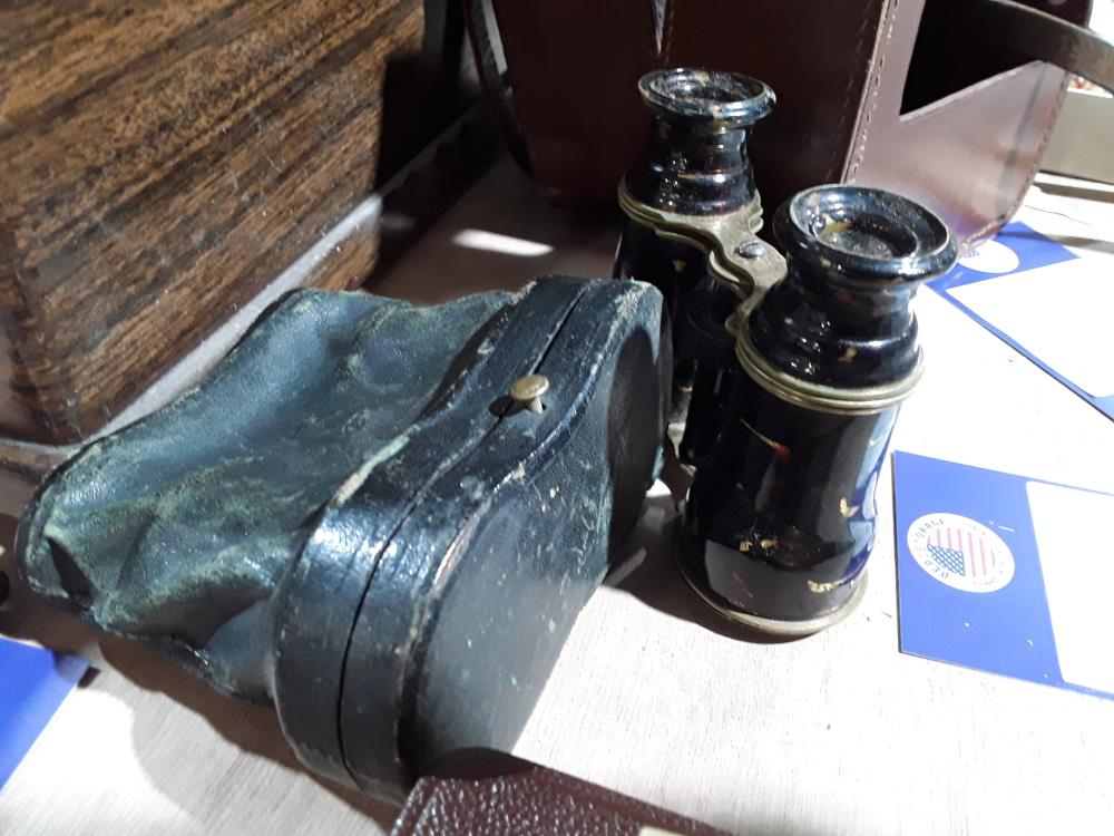 PAIRE DE JUMELLES DE THEATRE FIN 19EME 