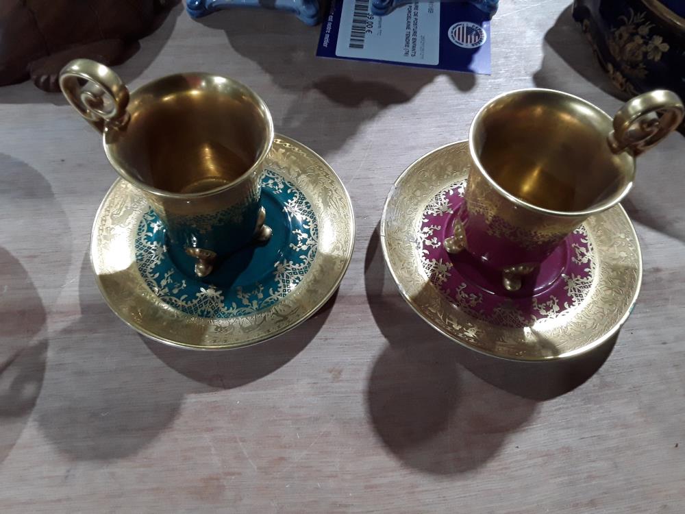 PAIRE DE TASSE ET SOUS TASSE PLAQUÉE OR (41)