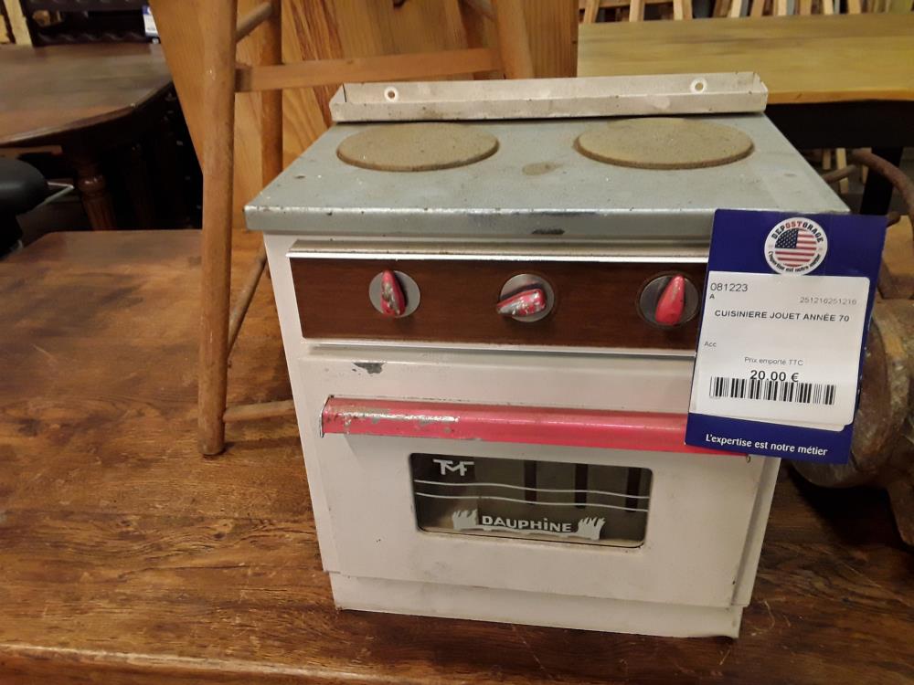 CUISINIERE JOUET ANNÉE 70 