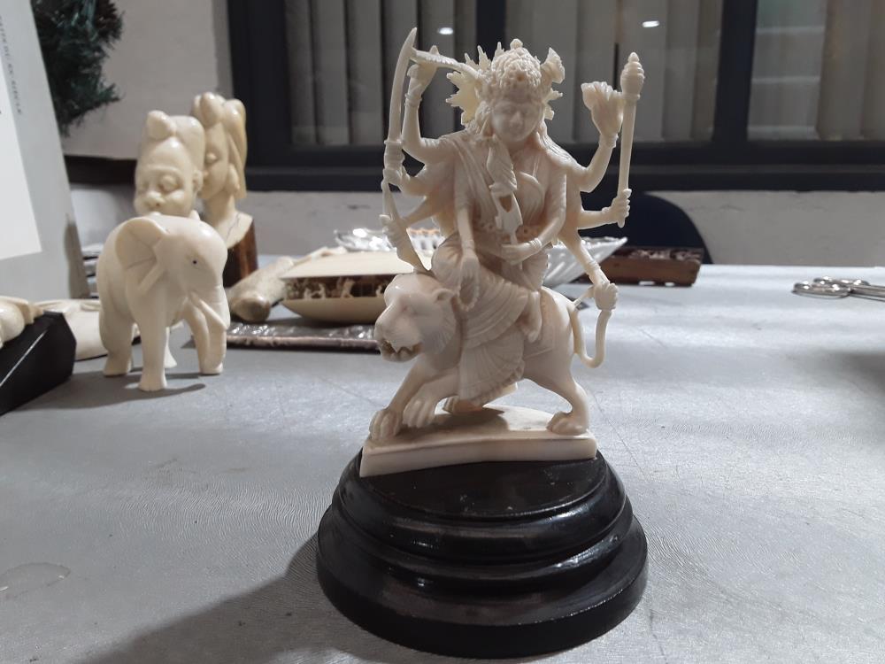 STATUE DE LA DEESSE HINDOUE DURGA FIN 19EME EN IVOIRE 