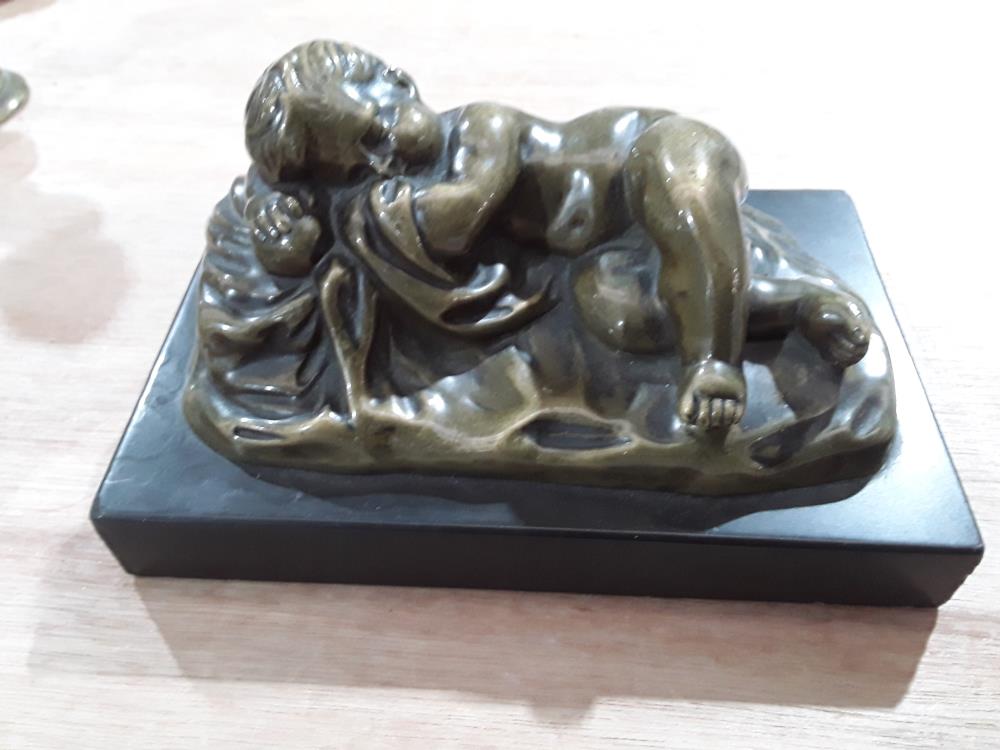 PRESSE PAPIER EN BRONZE CHÉRUBIN 