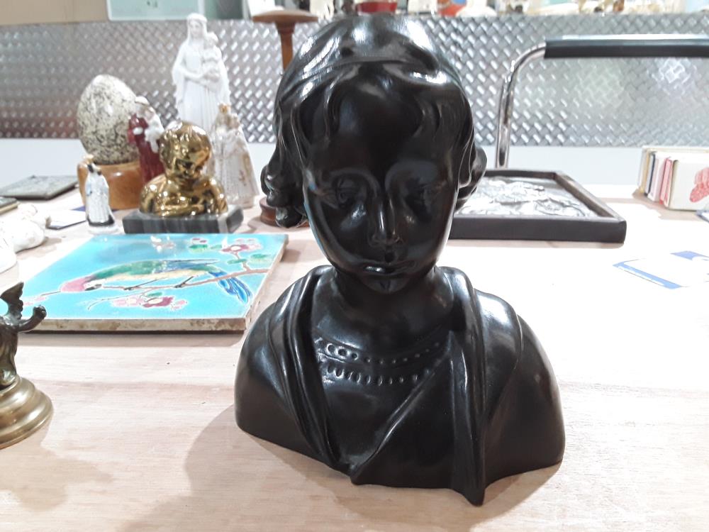 BRONZE D'INSPIRATION FLORENTINE SIGNE A.DAVER BRUXELLES  