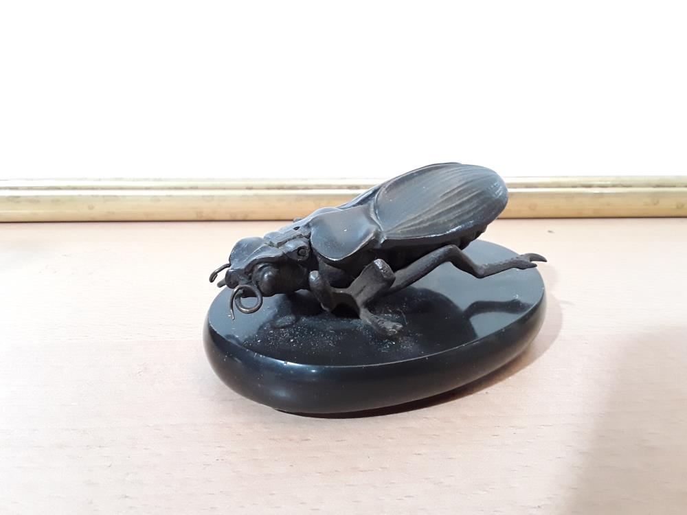 BOITE SCARABÉE EN BRONZE 