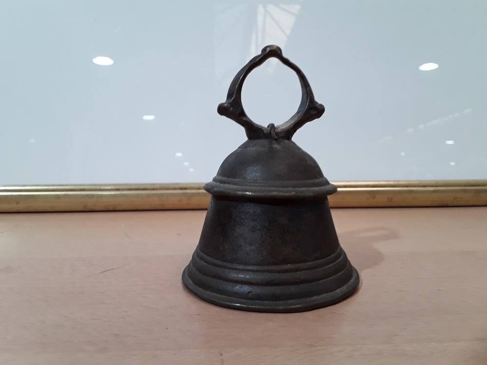 CLOCHE DE TEMPLE TIBET 19EME 