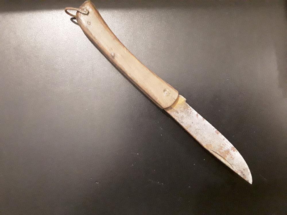 COUTEAU ANNÉE 30 POIGNÉE BOIS 