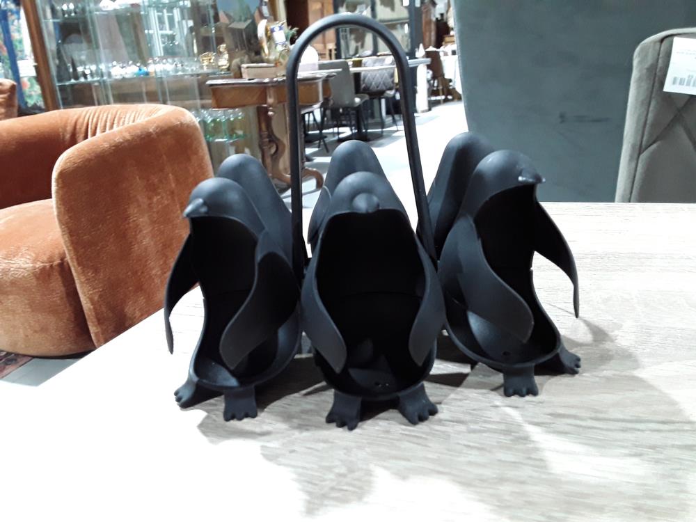 PORTE OEUF DESIGN PELEY 