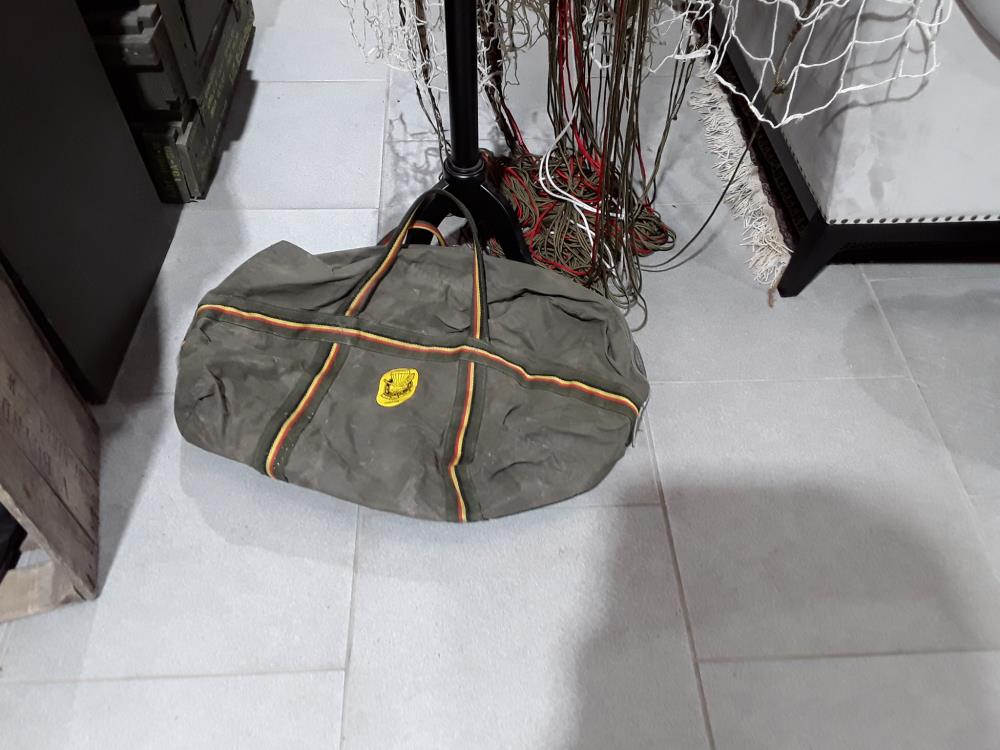 PARACHUTE FRANÇAIS COMPLETE AERAZUR ARZ TYPE 40 