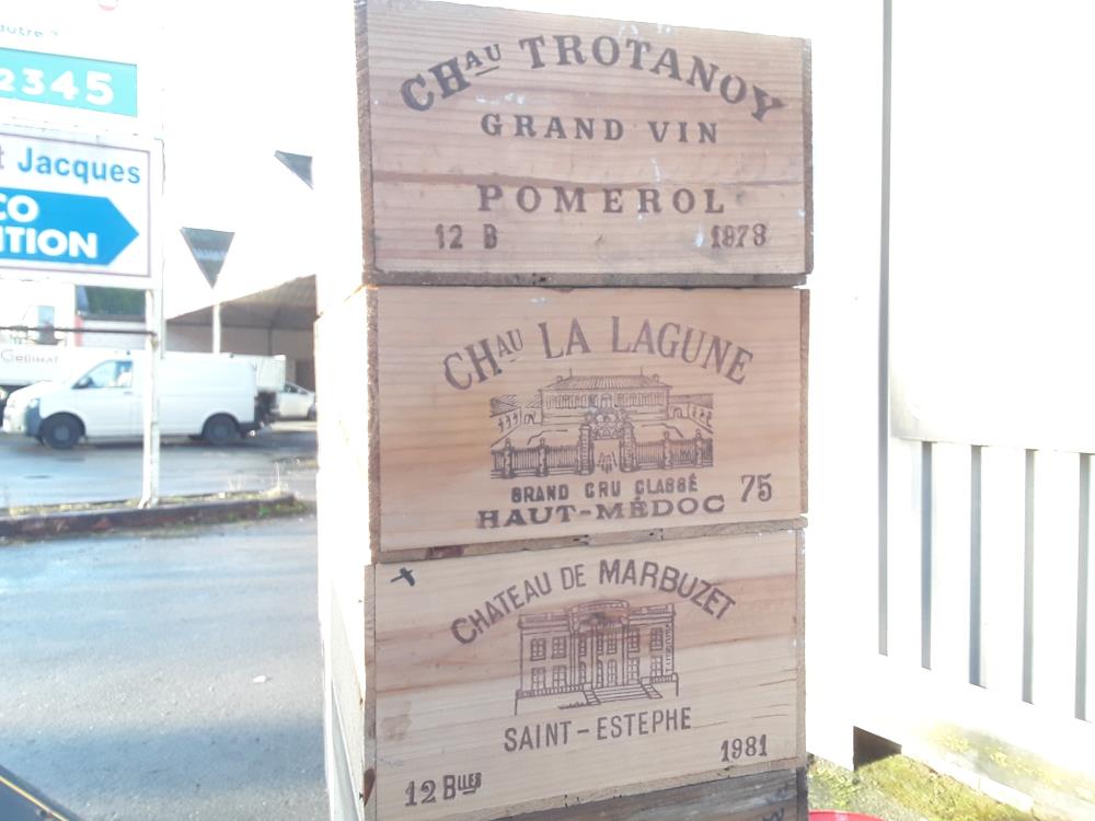 CAISSE À VIN EN BOIS 12 BOUTEILLES DECO