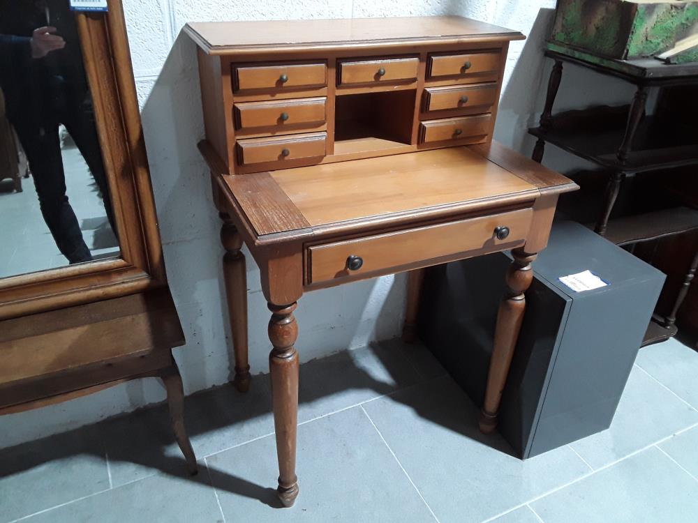 BUREAU À CASTIN EN PIN 