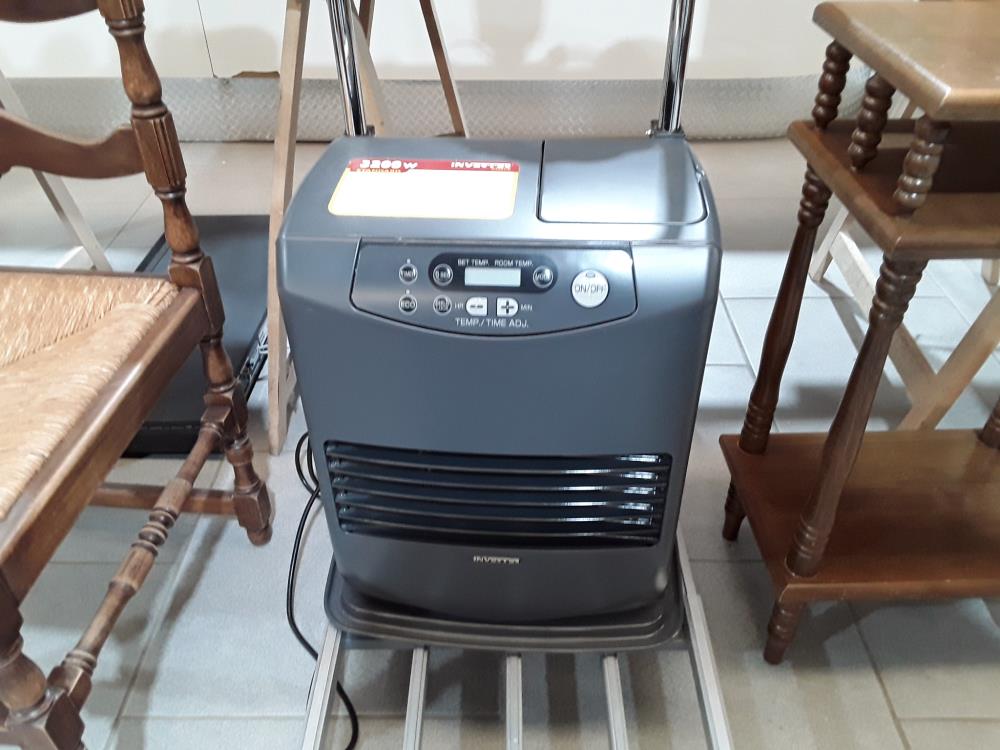 PÔLE À PÉTROLE 3200W INVERTER