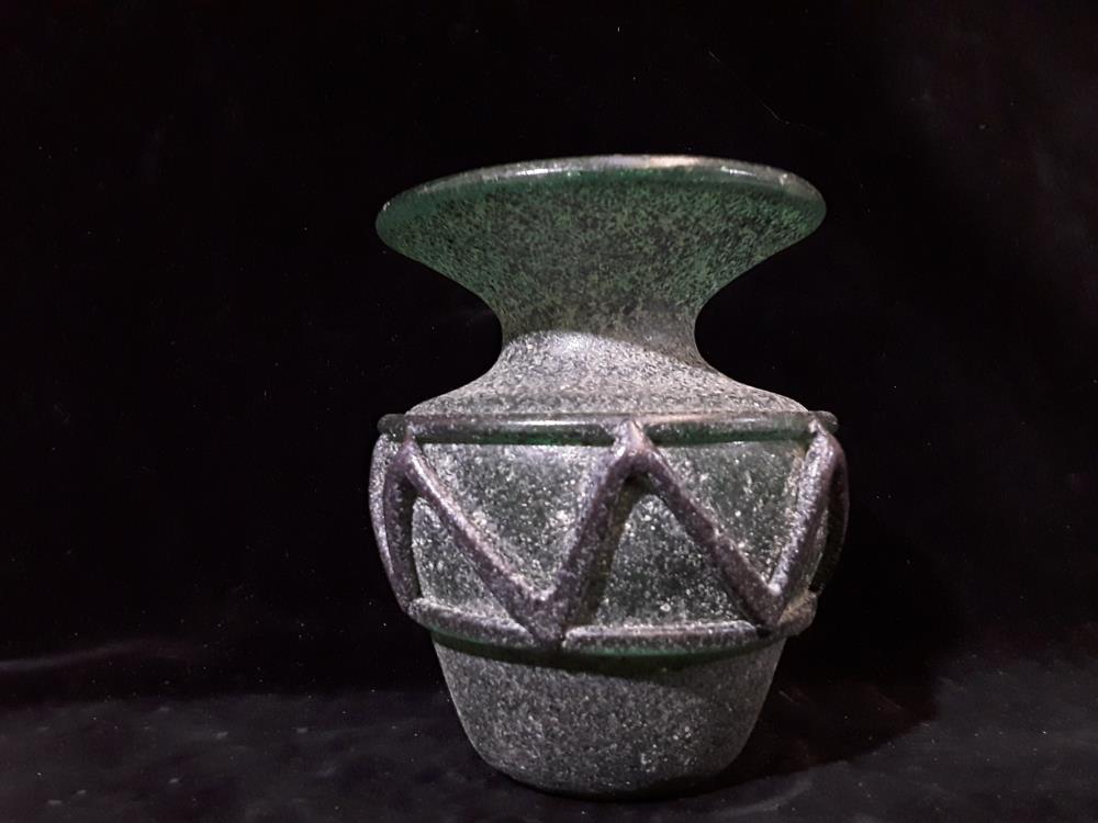 VASE VERT EN VERRE DE ST ART DECO 