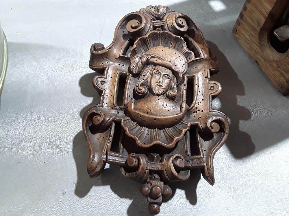 BAS RELIEF EN BOIS DECO 