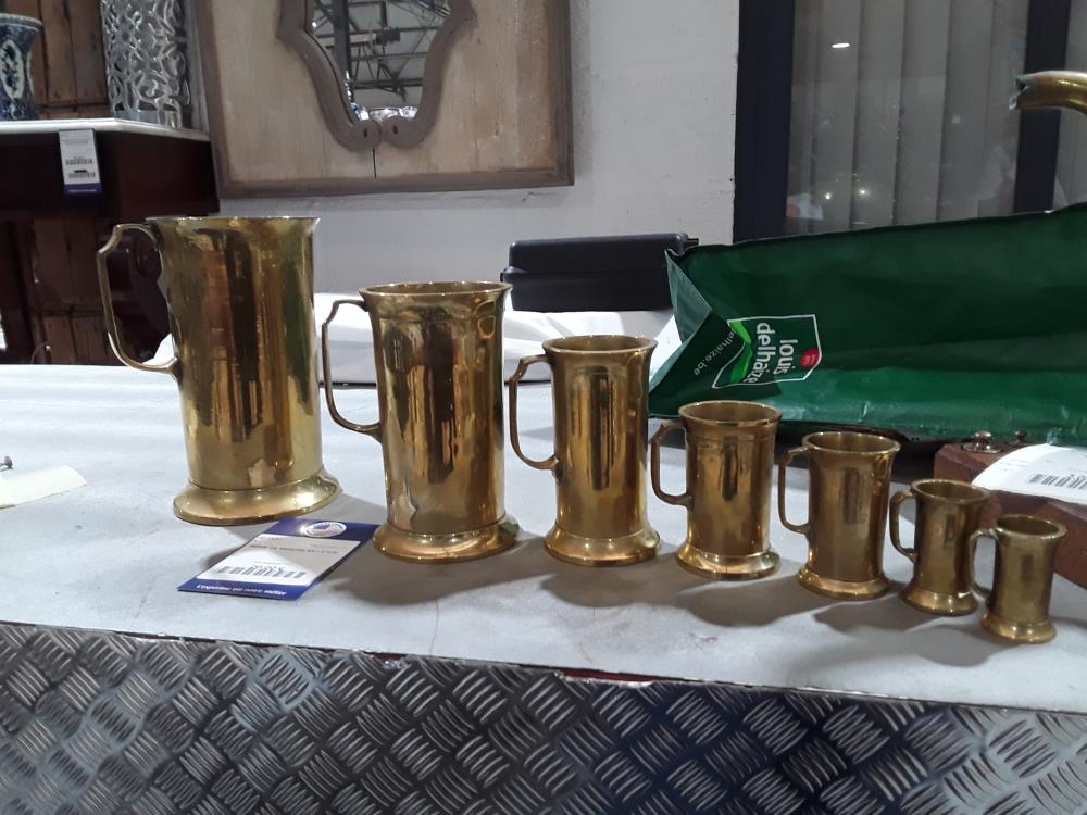 SERIE DE MESURE EN LETON  