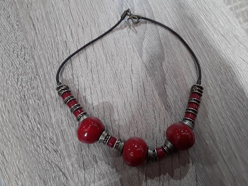 COLLIER CERAMIQUE ROUGE 