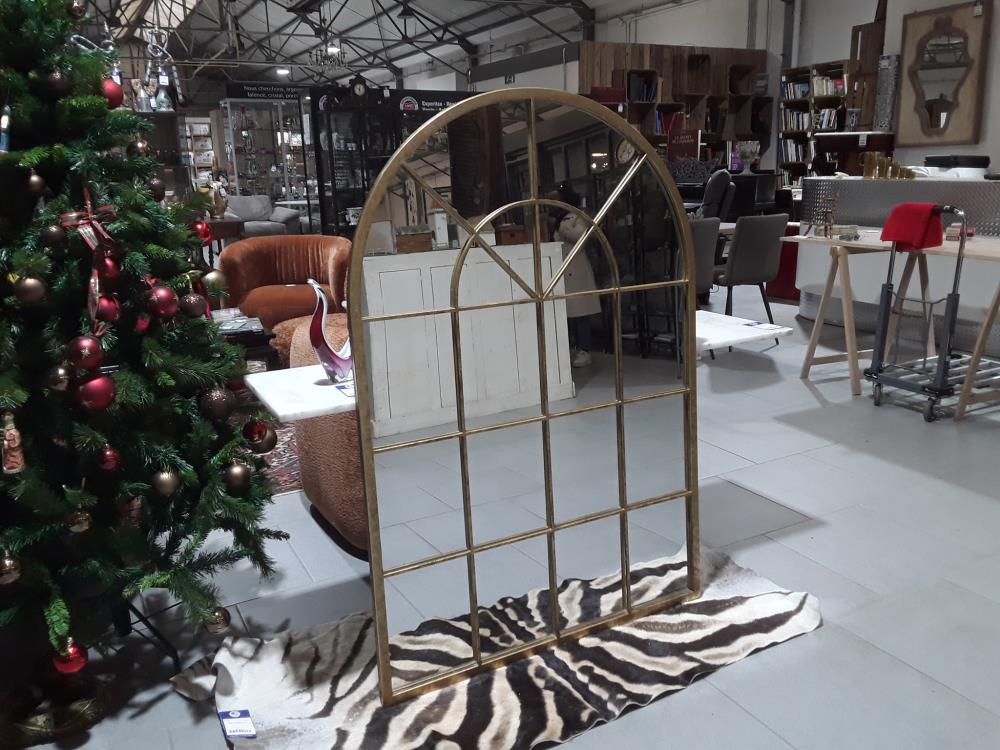 MIROIR FENÊTRE ARCHE EN METAL DORE 90X140