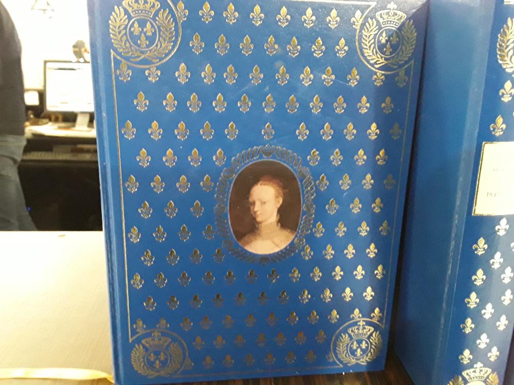 LOT LIVRE COLLECTION FEMMES CÉLÈBRES 