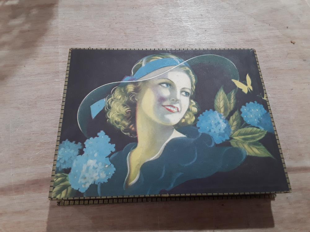 BOITE ANNÉE 30 DECO 