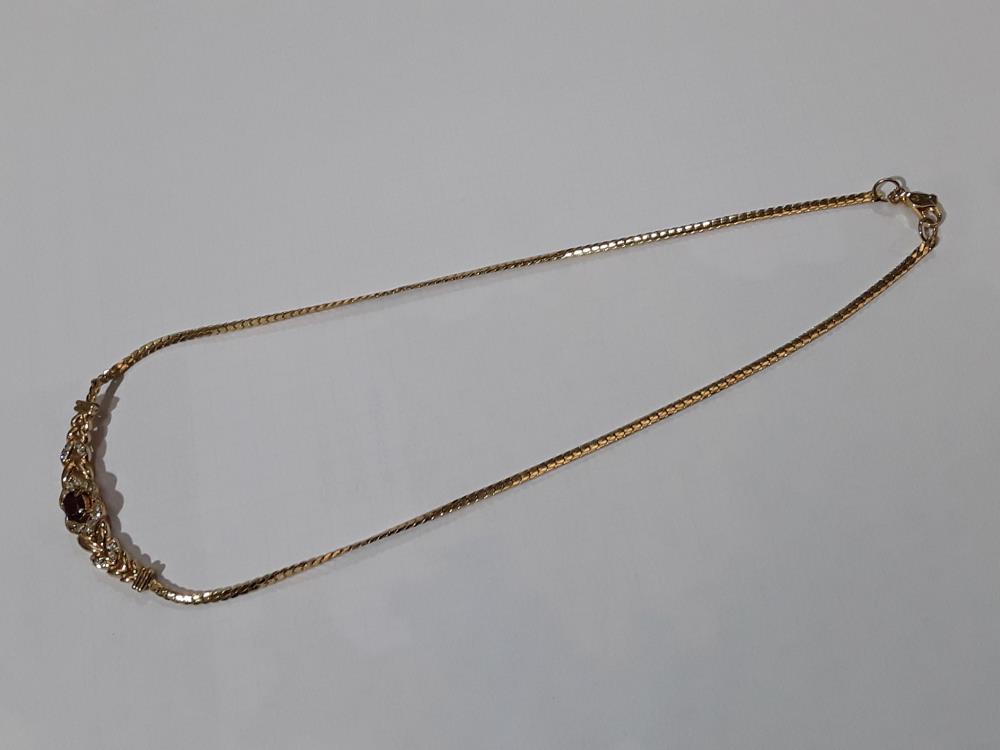 COLLIER PLAQUÉ OR PIERRE