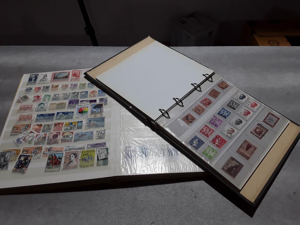 ALBUM COLLECTION DE TIMBRES 
