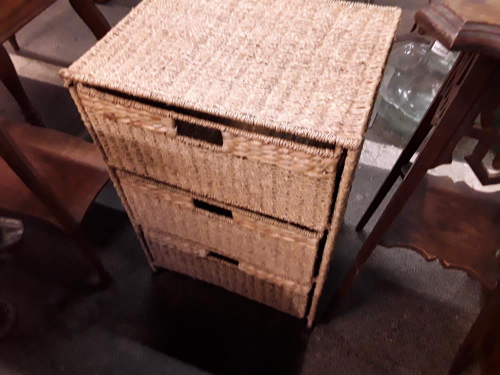 RANGEMENT 3 TIROIRS EN JONC TRESSÉ