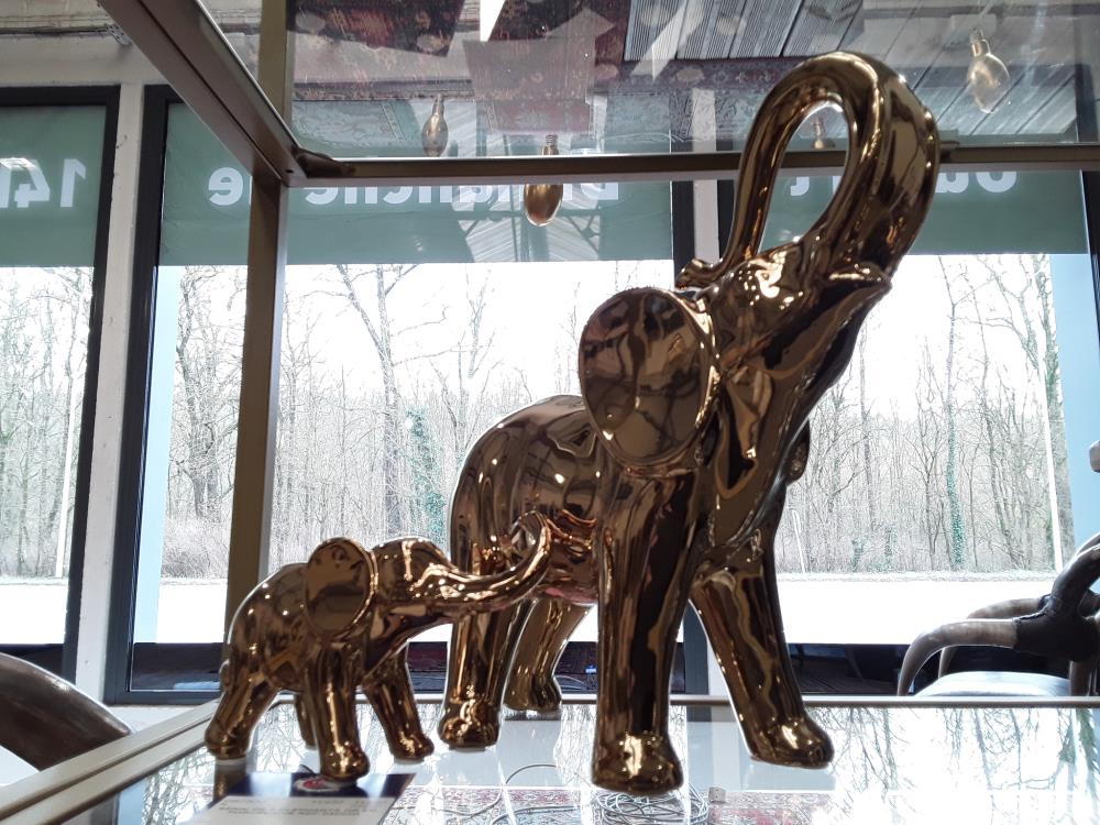 SERIE DE 2 ELEPHANTS OR EN PORCELAINE REF 04662D