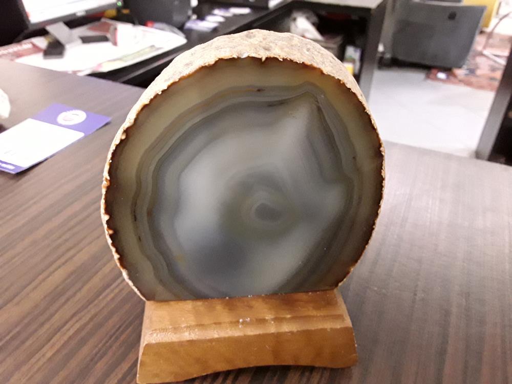 GEODE D'AGATE POLIE